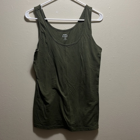 Time and Tru Summer shorts and Old Navy Tank top togeth - Picture 4 of 8